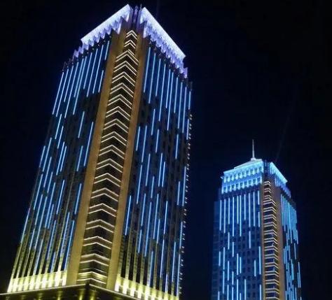 建筑亮化美化城市夜景，打造城市夜間亮麗風(fēng)景線