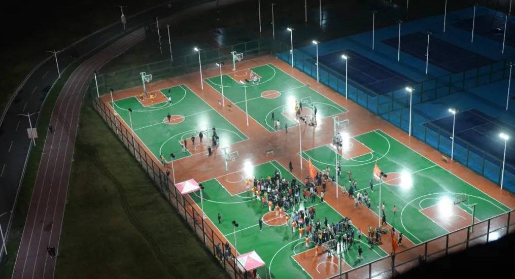 球場照明：夜晚比白天更璀璨的世界