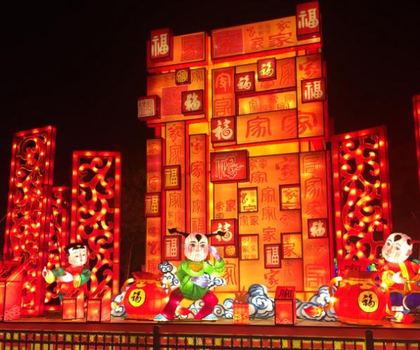 城市節(jié)日燈光亮化：照亮城市，傳遞溫暖