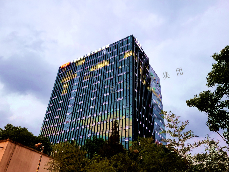 幕墻發(fā)光字夜晚效果圖