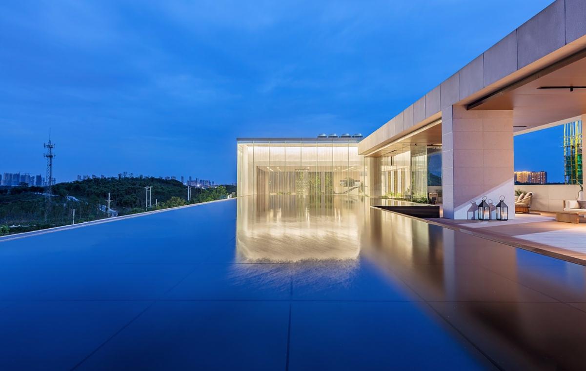 外墻LED亮化：如何讓建筑更有魅力和透明感？